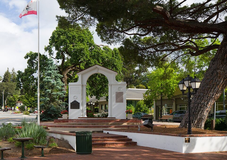 Memorial Arch of Saratoga